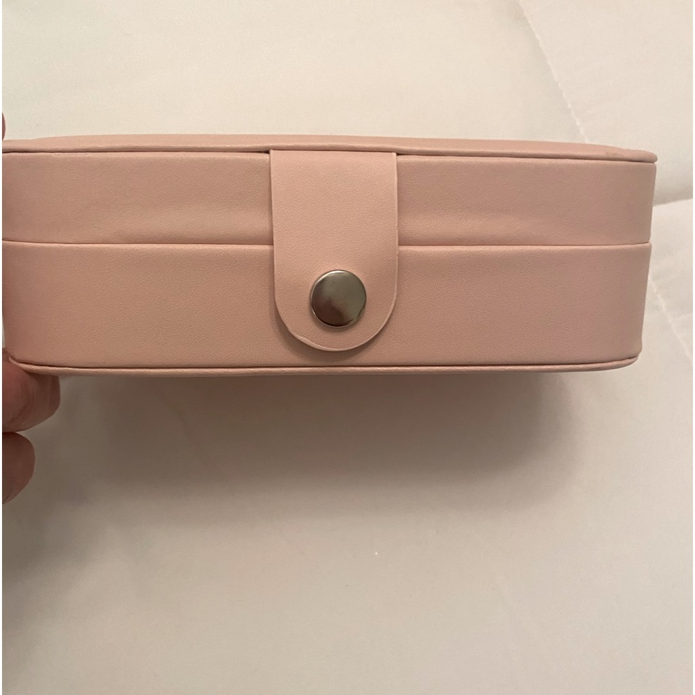 Travel jewelry caddy - faux leather pink. 6x4x2inch deep. Brand new